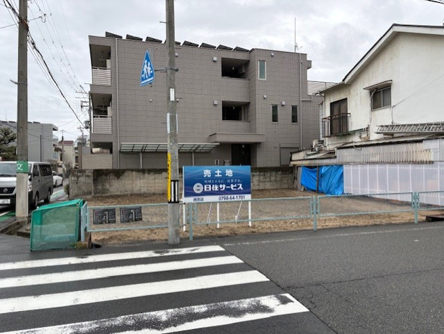 西宮市松山町土地の外観