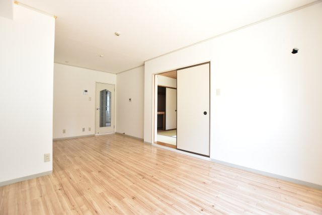 ニューライフおんだの洋室