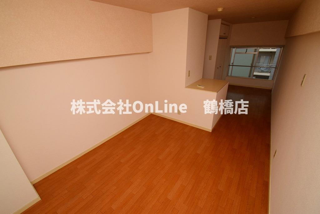 エフアール城東中央の洋室