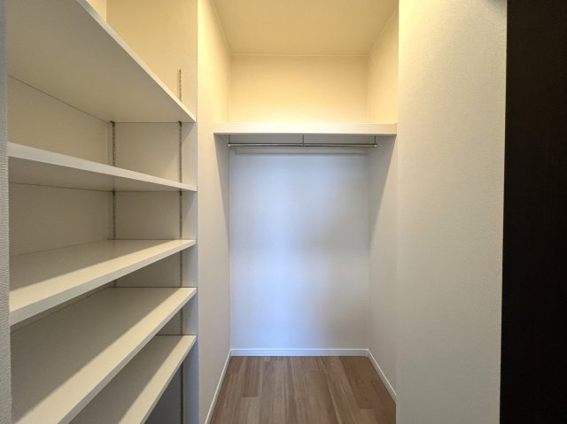マンション暮らしでも譲れないワンにゃんライフ♪【リフォーム／ヒルトップ横濱根岸セントラルコート】の収納