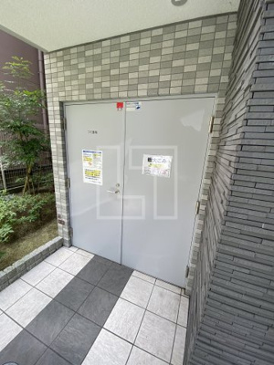 【その他共用部分】 | エスリード本町靭公園レジデンス | エスリード本町靭公園レジデンス　ゴミ置場