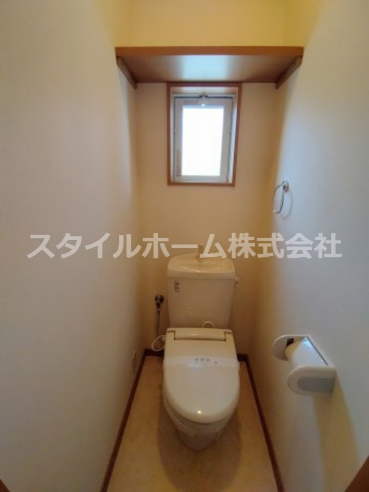 アヴァンティＢ棟のトイレ|落ち着いた色調のトイレです