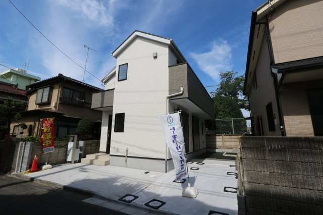 【LIGNAGE】小平市仲町第１期の外観|1階に水廻りを集約し、2階3部屋の無駄のない間取り