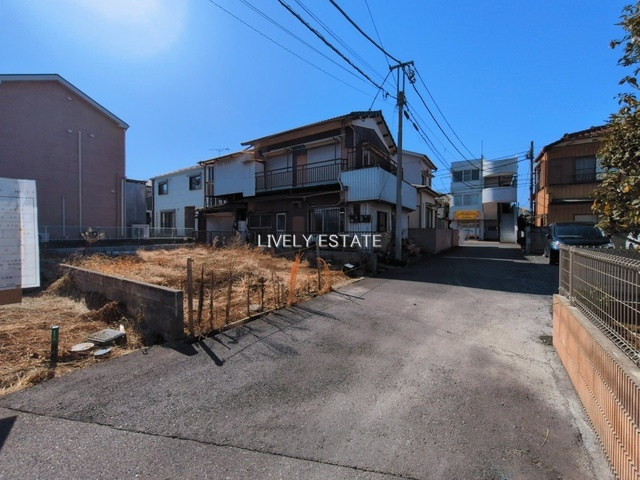 越谷市赤山町1丁目 新築分譲住宅の前面道路含む現地写真