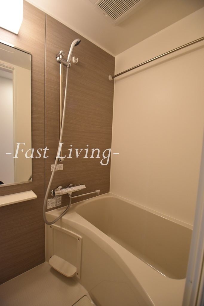 メイクスデザイン神楽坂の浴室