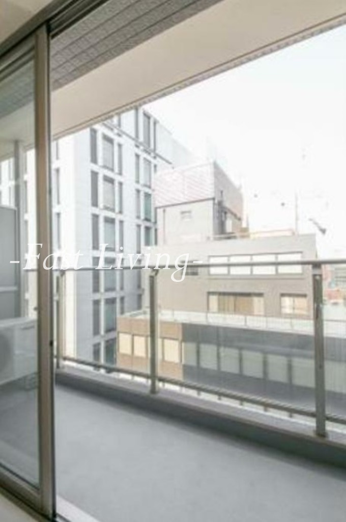 ＣＩＴＹ　ＣＵＲＲＥＮＴ大手町のバルコニー