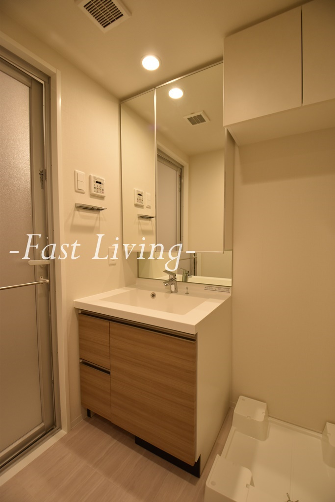 グランハイツ曙橋の洗面所