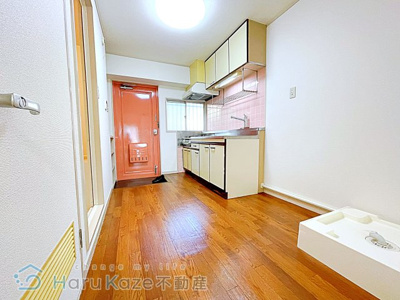 【居間・リビング】 | 見晴マンション【名古屋市賃貸・都市ガス】