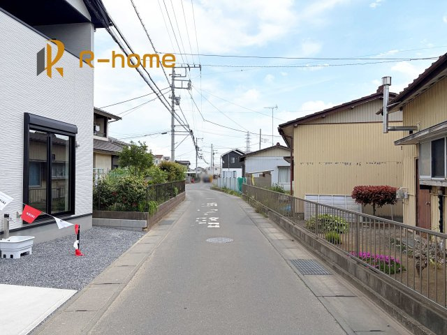 土浦市木田余西台3期　新築戸建て　1号棟の前面道路含む現地写真|堂々！建物完成♪実際のお部屋をご見学可能です♪
ご見学が一番の資料！お気軽にお問い合わせ下さい♪