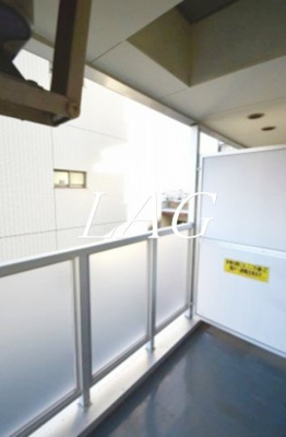 【バルコニー】 | メゾン・ドゥ・フジ大宮 | バルコニーです。