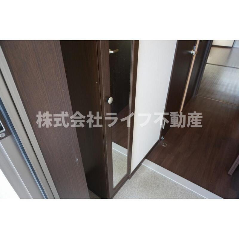 T-Forest Aの玄関