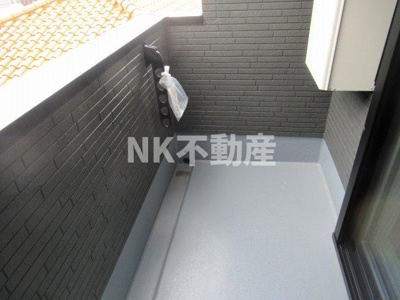 【バルコニー】 | エトワールヴィルR小阪本町ザ・レジデンス（河内小阪賃貸） | 広々としたバルコニーです