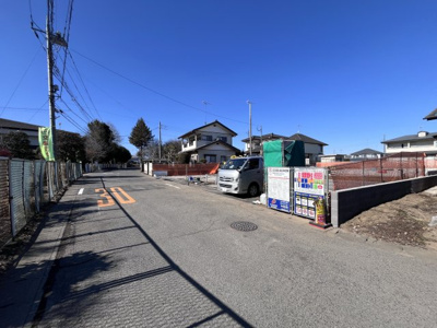 【前面道路含む現地写真】 | ブルーミングガーデン結城市結城　2号棟