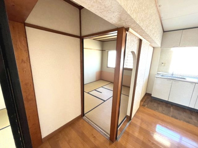 【その他】 | 植田山住宅 | ◆南向き、高台につき陽当たり、眺望良好
◆広々バルコニー
◆ウッドデッキ有
◆縁側のある嬉しい間取です
◆名古屋市住宅供給公社旧分譲