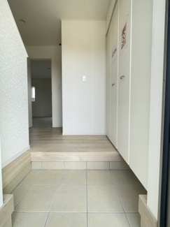 【玄関】 | 新築建売　坂口２号棟