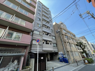 【外観】 | ジオナ新大阪 | シンプルな外観です。