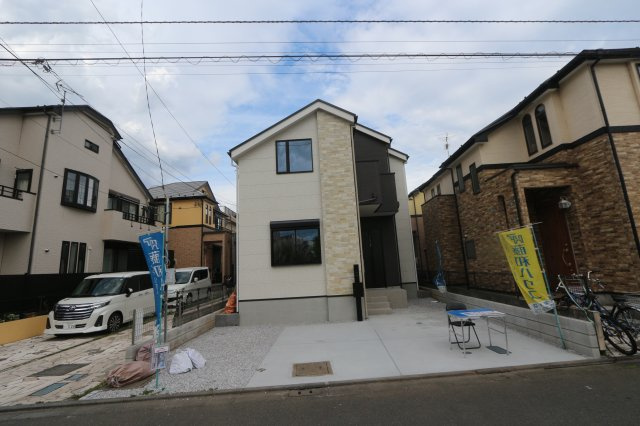 【KIS】小平市小川町13期の外観|食洗機や浴室乾燥機、床暖房など暮らしを彩る充実の設備仕様