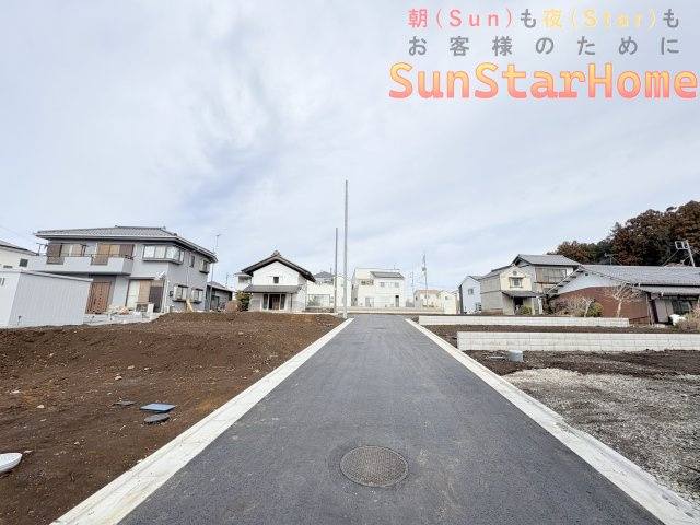 【サンスターホーム】青梅市師岡町2丁目　建築条件無し売地8号区の前面道路含む現地写真