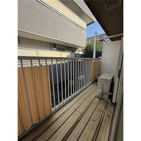 【バルコニー】