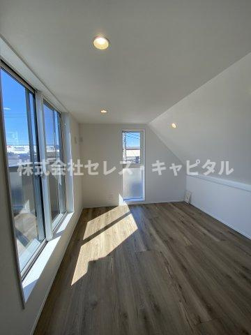浦安市富士見２丁目　新築戸建て　全２棟の洋室|洋室です