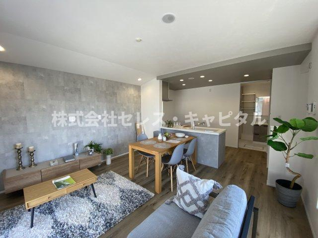 浦安市富士見２丁目　新築戸建て　全２棟の居間・リビング|使いやすい居間です