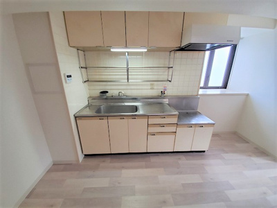 【キッチン】 | サンプラザ神楽