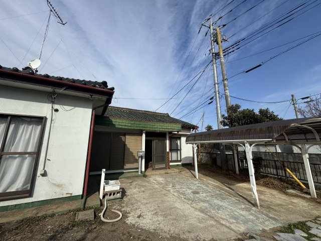 -三丁目不動産-　深谷市岡部　平屋中古戸建の駐車場