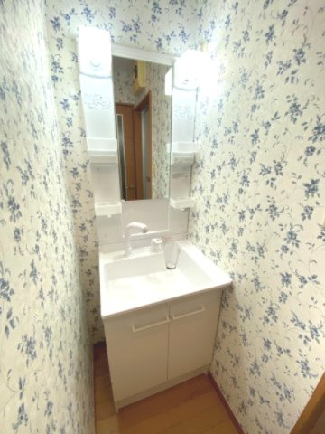 【独立洗面台】