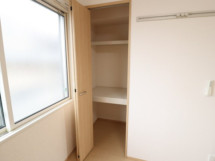 ウィット デセールの収納|収納豊富です