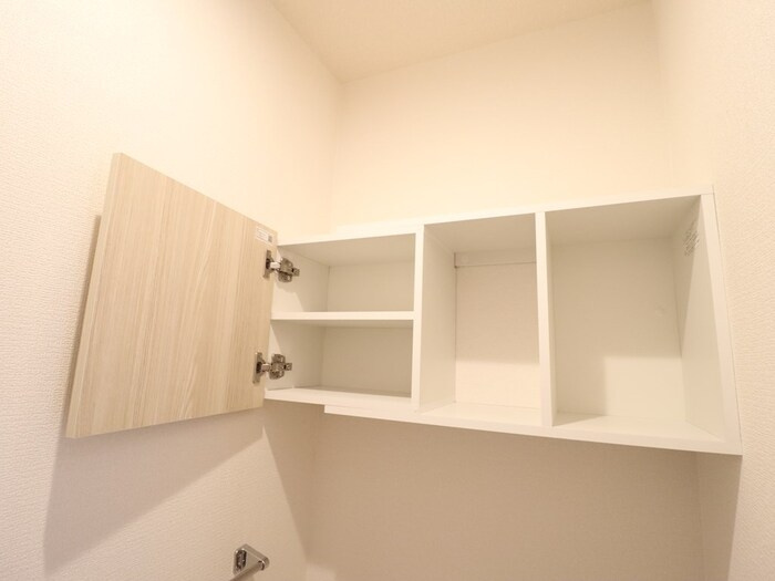 ウィット デセールのトイレ|落ち着いた色調のトイレです