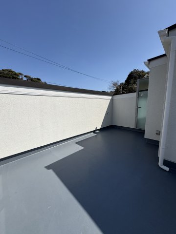 ENOSHIMA VIEW HOUSE — 腰越駅徒歩2分のバルコニー