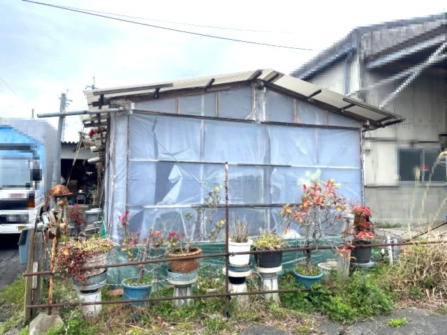 大津市雄琴五丁目中古倉庫の外観