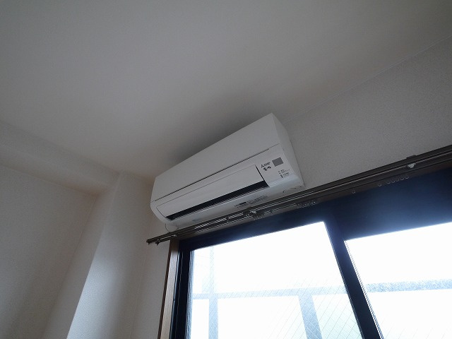 プレステージ富雄の設備|エアコンがあります
