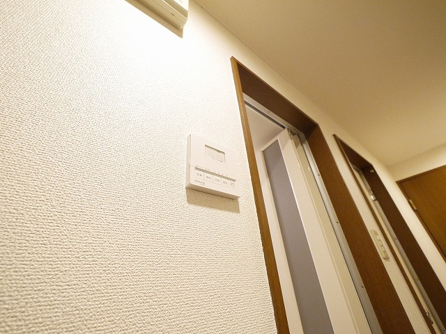 プレステージ富雄の設備|給湯リモコン