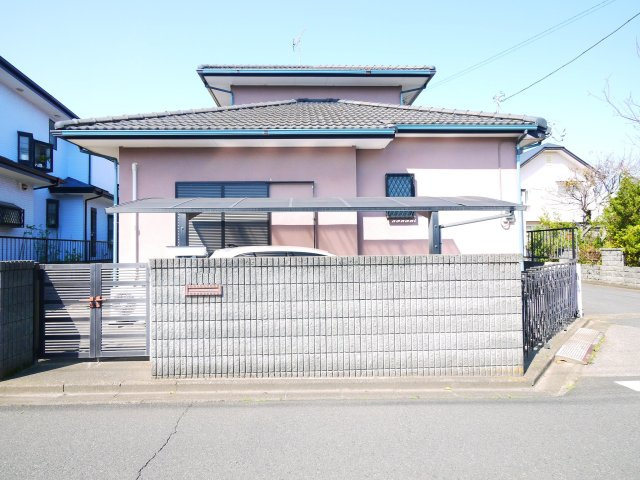 大網白里市南飯塚  中古戸建の外観|平成8年1月築 都市ガス上下水 駐車2台可  フードプラザハヤシ徒歩約8分 閑静な分譲地
