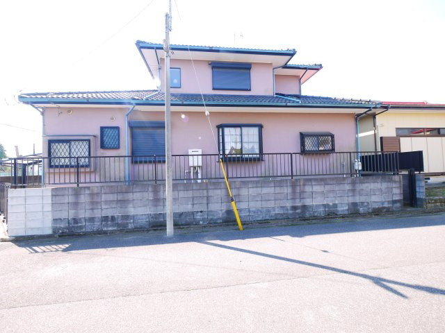 大網白里市南飯塚  中古戸建の外観|平成8年1月築 都市ガス上下水 駐車2台可  フードプラザハヤシ徒歩約8分 閑静な分譲地