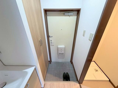 【玄関】 | 新潮通り一番館