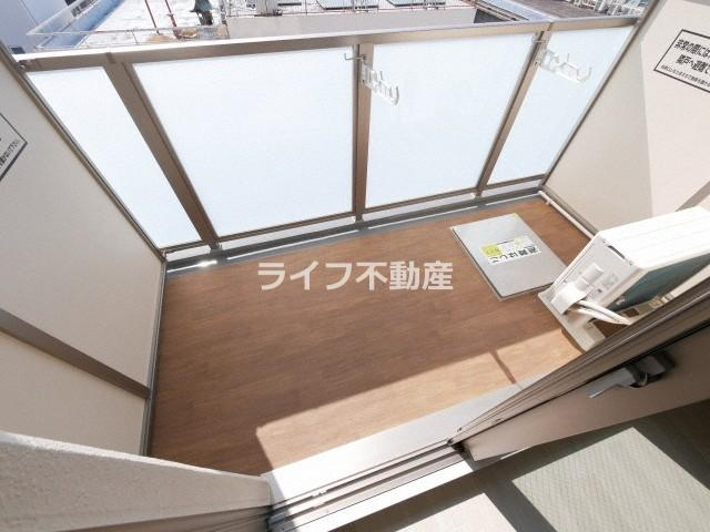 アドバンス大阪イースト(旧 エグゼ大阪イースト)　仲介手数料無料のバルコニー|バルコニーがあります