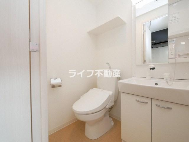 アドバンス大阪イースト(旧 エグゼ大阪イースト)　仲介手数料無料のトイレ|トイレも気になるポイント