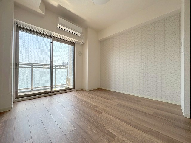 プレサンス新大阪ストリームの居間・リビング