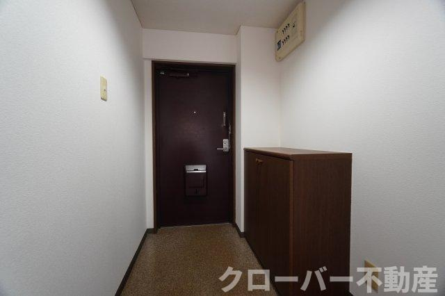 第2五福マンションの玄関
