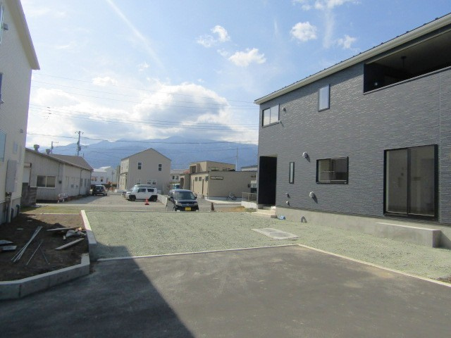 【庭】 | クレイドルガーデン甲斐市志田第2　1号棟 | たまにはお庭で休日を過ごしてみるのもよいかもしれません