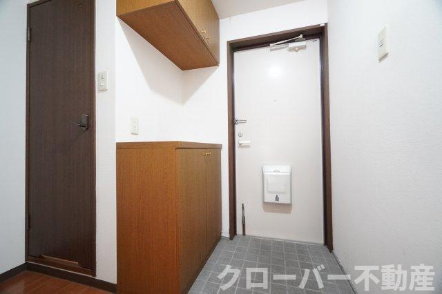 第3五福マンションの玄関