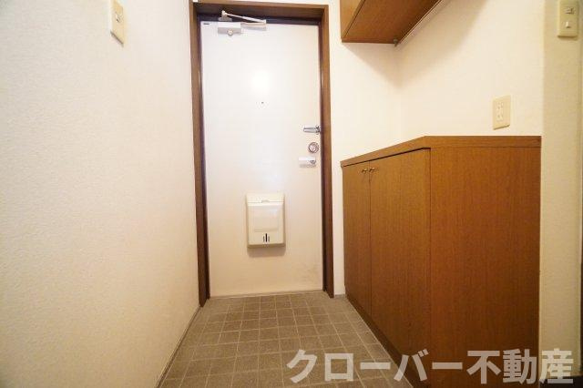 第3五福マンションの玄関