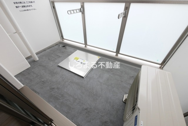 セレニテ難波ミラク参番館のバルコニー