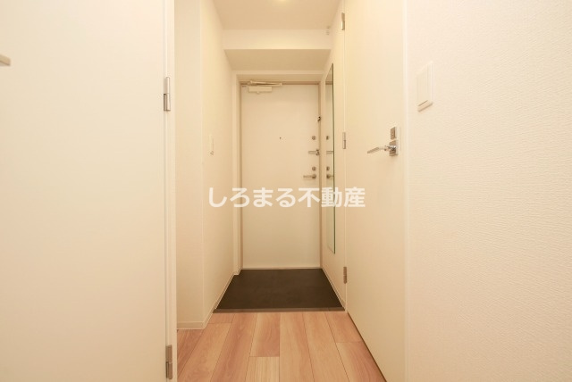 セレニテ難波ミラク参番館の玄関