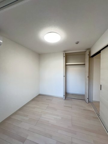 【寝室】 | セレニティ豊川