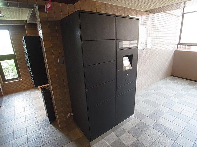 ブエナビスタ神戸ノースのその他共用部分|宅配BOXも完備してます