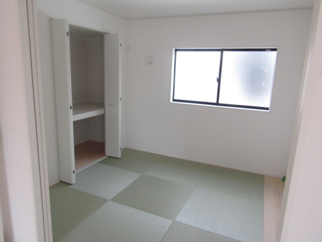 【和室】 | クレイドルガーデン甲斐市志田第2　3号棟 | 趣のある和室です