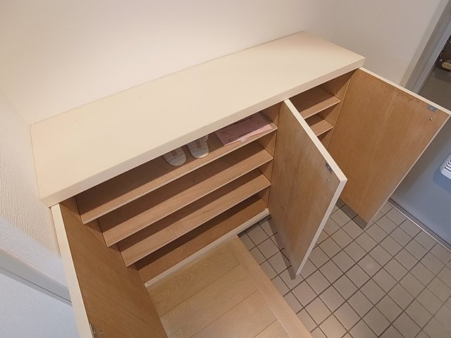 神戸市北区南五葉２丁目の賃貸マンションの玄関|シューズBOX完備